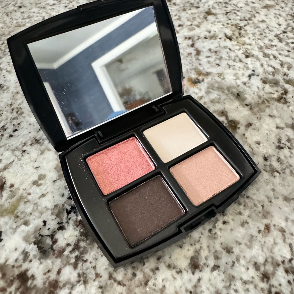 Lancôme ombré mono sensational effects eyeshadow palette